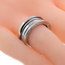 jewelry that girls must have a piece