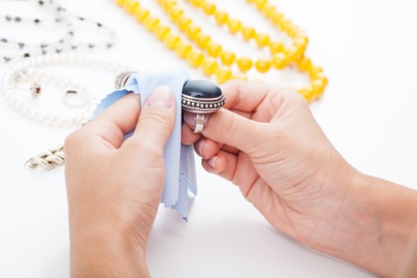 When Buying Jewelry