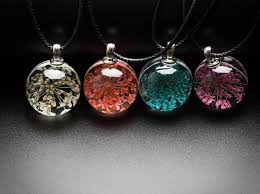 When Buying Jewelry