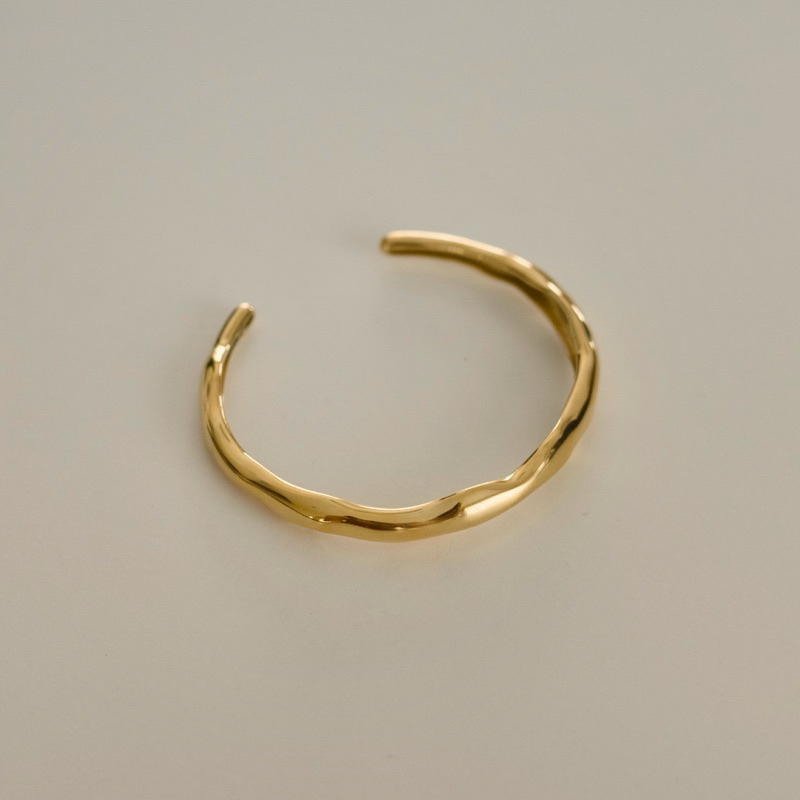popular ring shops on IG
