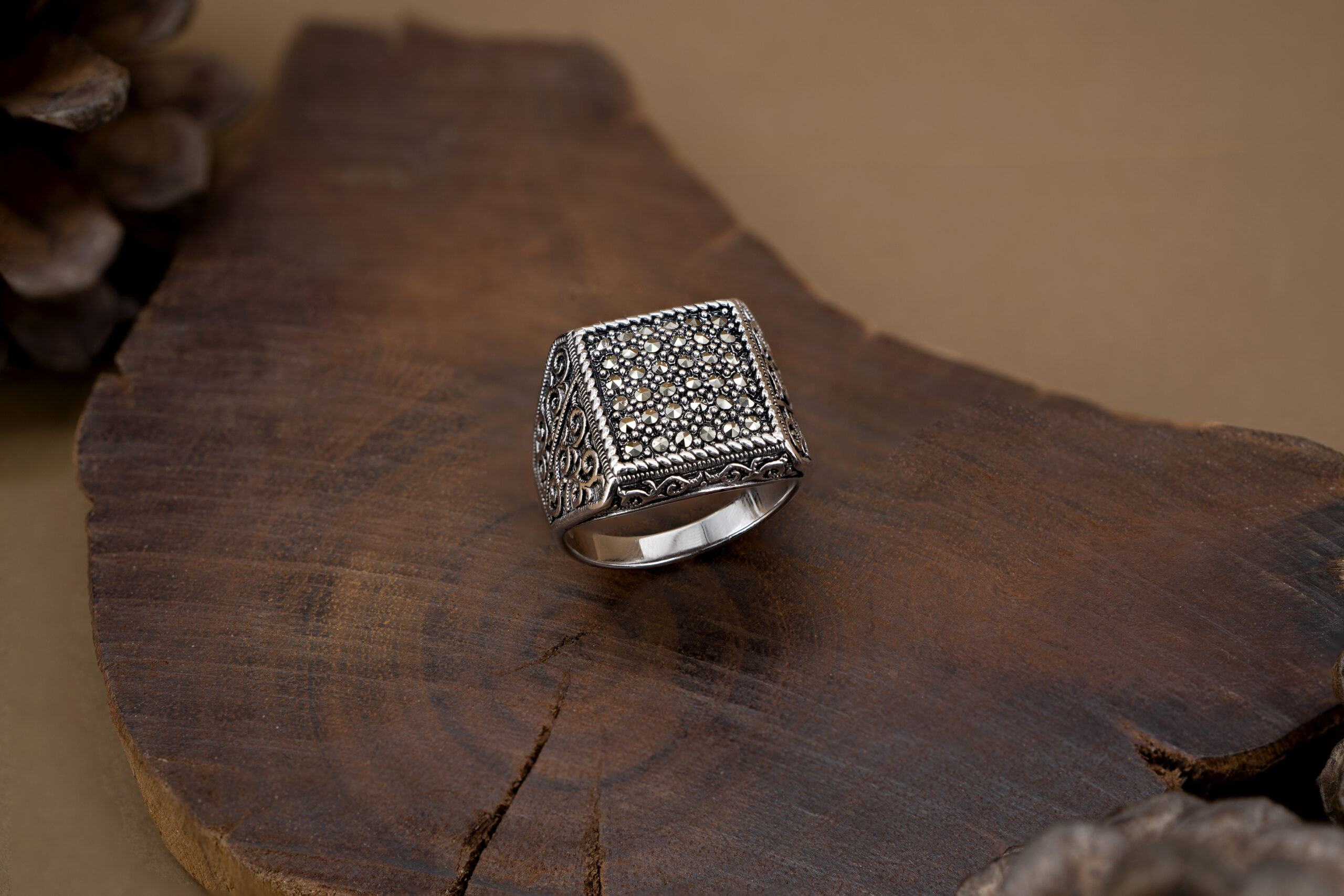 925 and Pure Silver